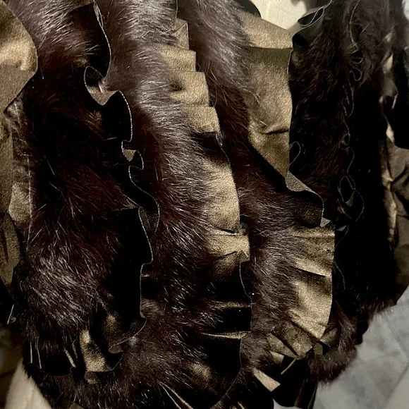 LUCY PARIS Lucy & Co. Chocolate Brown and Fur Shrug SIZE L - Picture 3 of 10